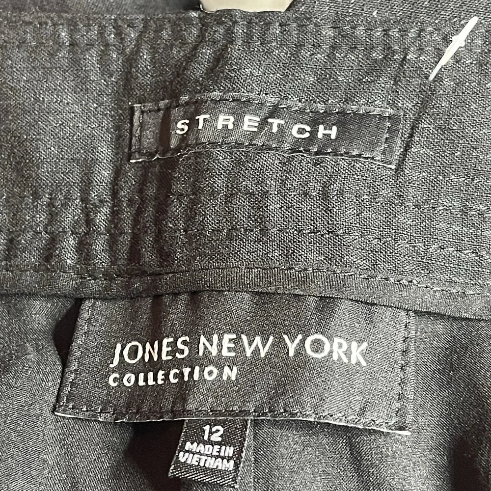 Jones New York dress pants womens size‎ 12 straight black Stretch Z-275